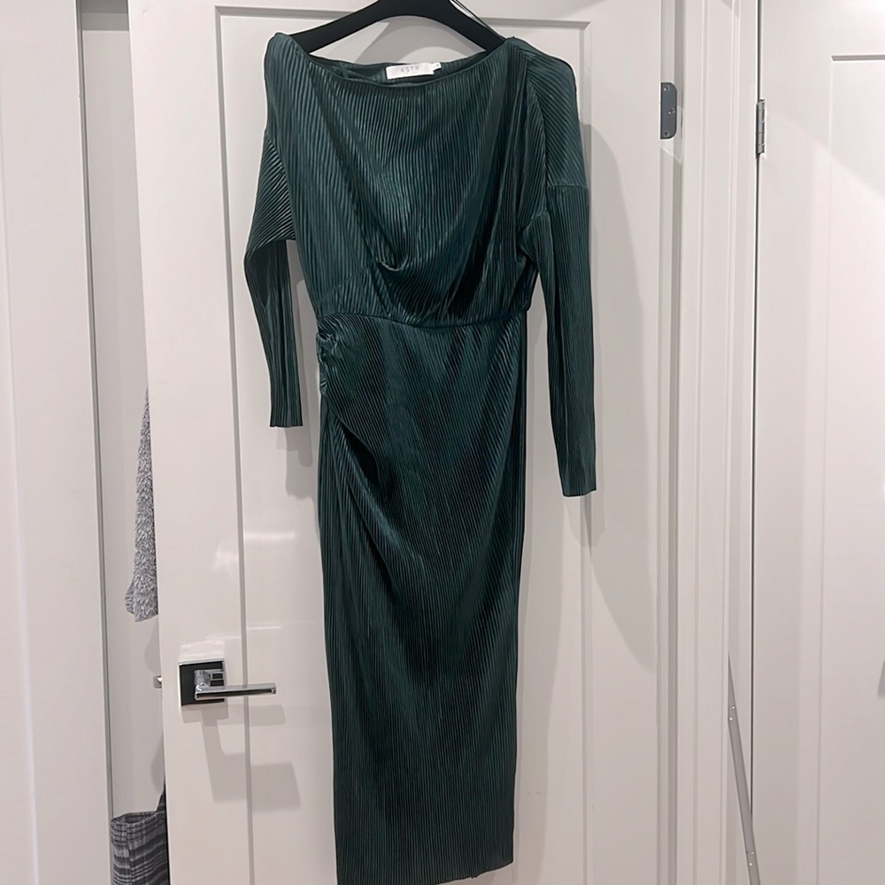 Beautiful ASTR The Label teal dress (S)